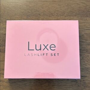 PLUME COSMETICS Lash Kit in Soft Pink